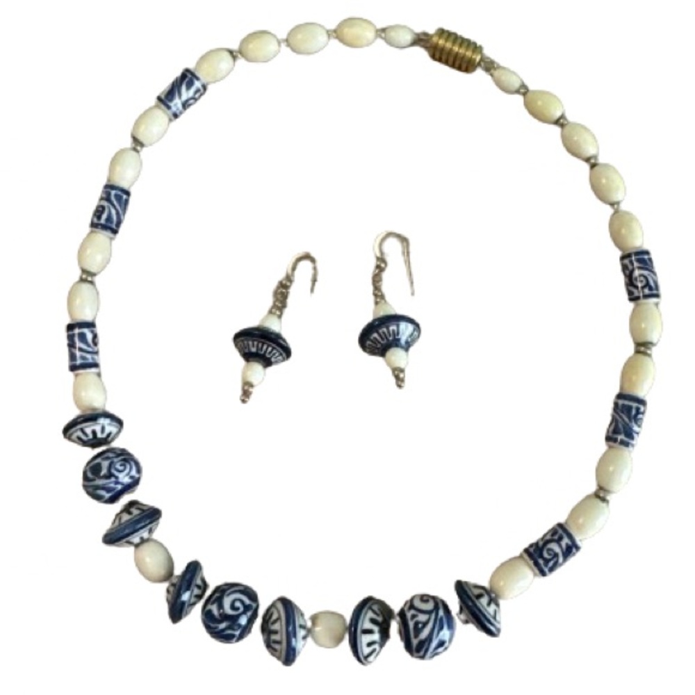 Vintage Chinoiserie Necklace Set